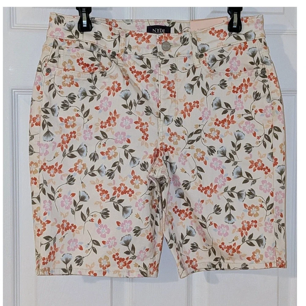 NYDJ Ella Bermuda Shorts Floral Print Lift Tuck Cream Pink Size‎ 8 NWT